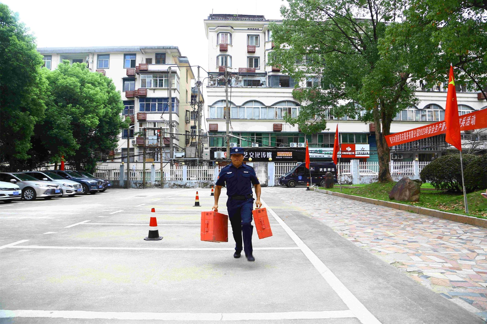 9d067a5783cc6ec05d403b40cd04f489.jpg 9d067a5783cc6ec05d403b40cd04f489.jpg