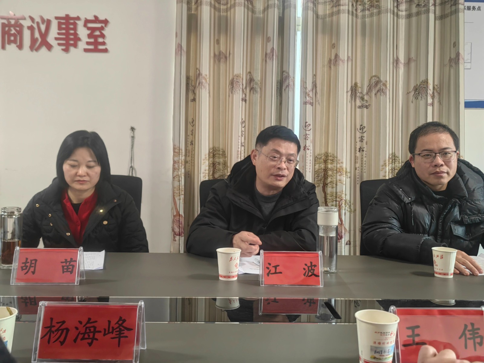 7086c8c42a0caba685b3a08fcfc0db1d.jpg 7086c8c42a0caba685b3a08fcfc0db1d.jpg